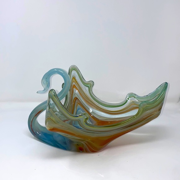 Vintage Sooner Glass Swan Bowl. Hand Blown
